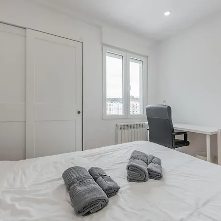 Hermoso Wifi Apartman Oviedo